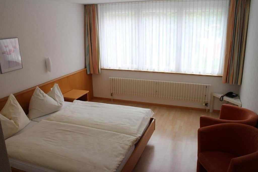 Hotel Rebstock 迈林根 外观 照片