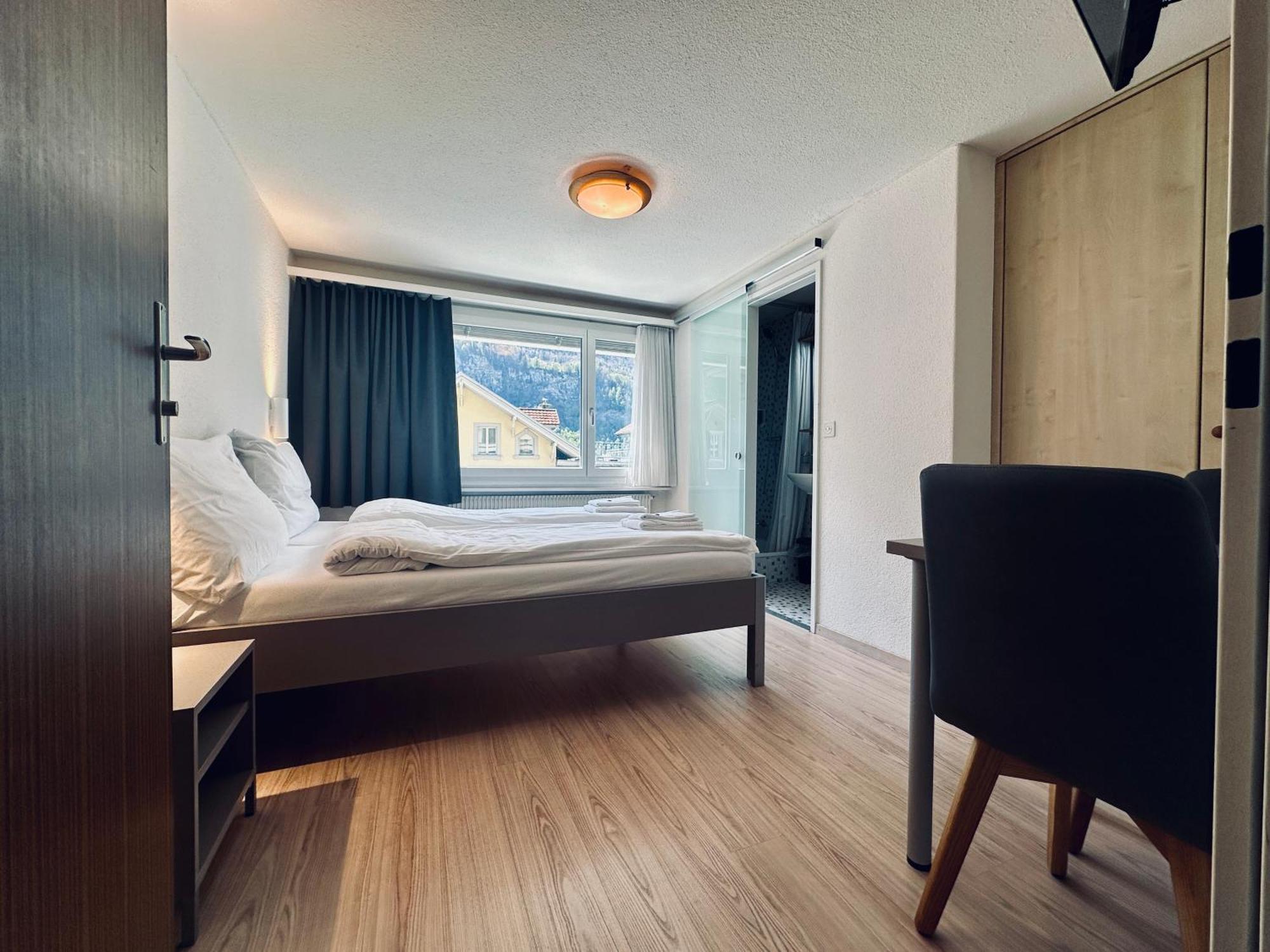Hotel Rebstock 迈林根 外观 照片