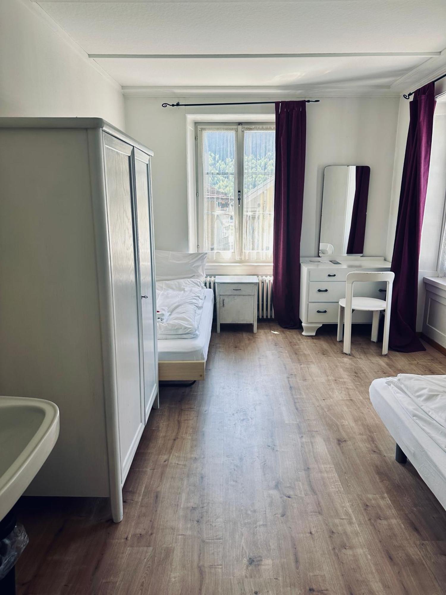 Hotel Rebstock 迈林根 外观 照片
